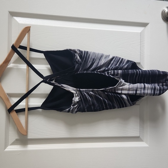 Nike Women's Water Stripe Racerback One Piece Swimsuit Medium - Picture 7 of 10